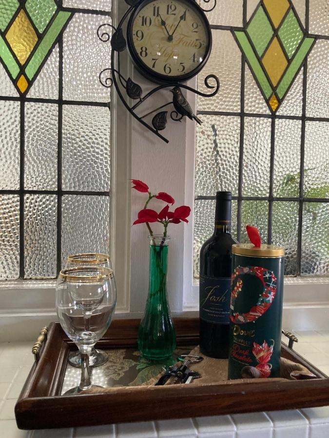 Granbury Gardens Bed And Breakfast Ngoại thất bức ảnh
